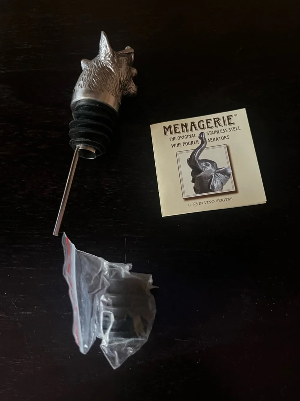 In Vino Veritas Menagerie cool cat wine pourer